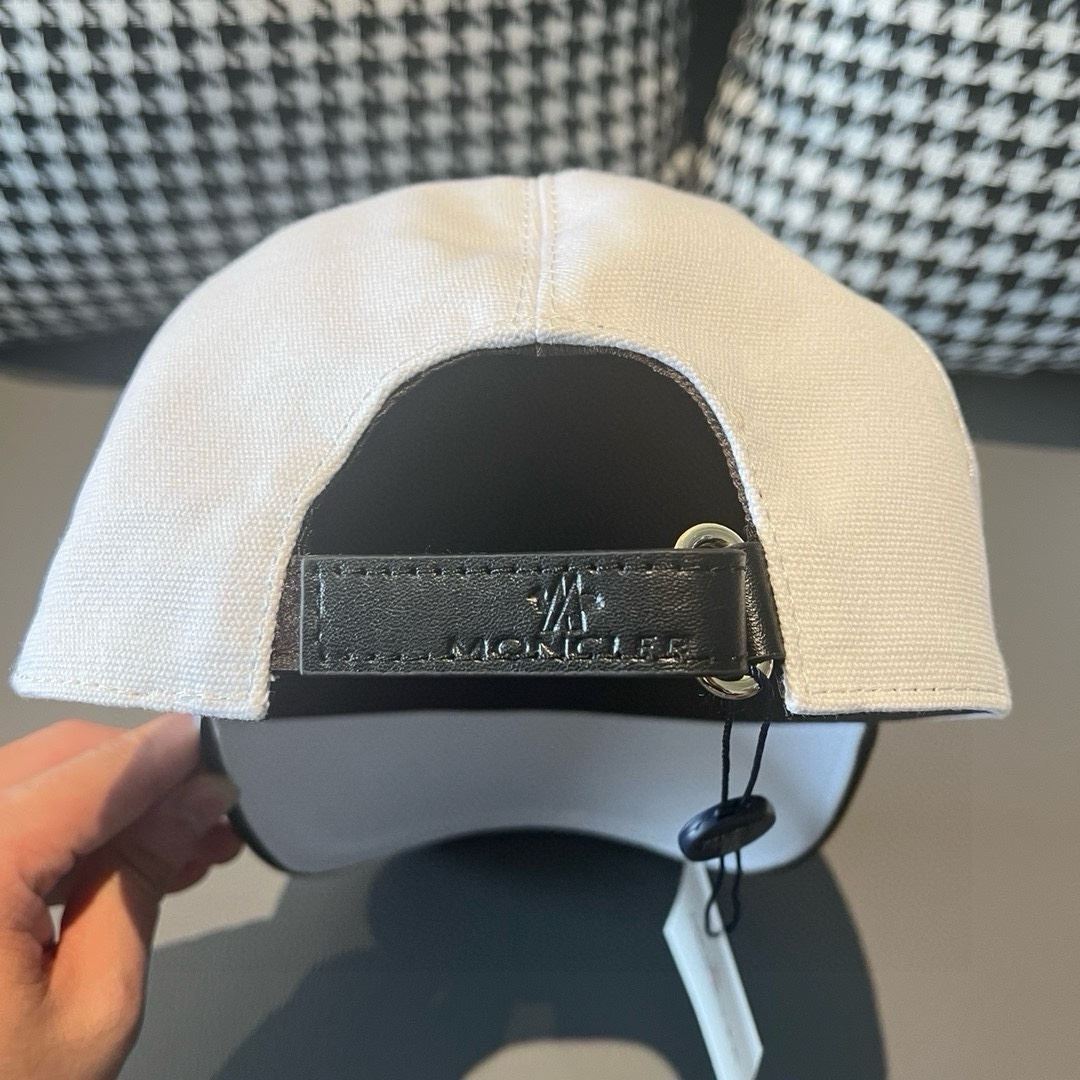 Moncler Caps